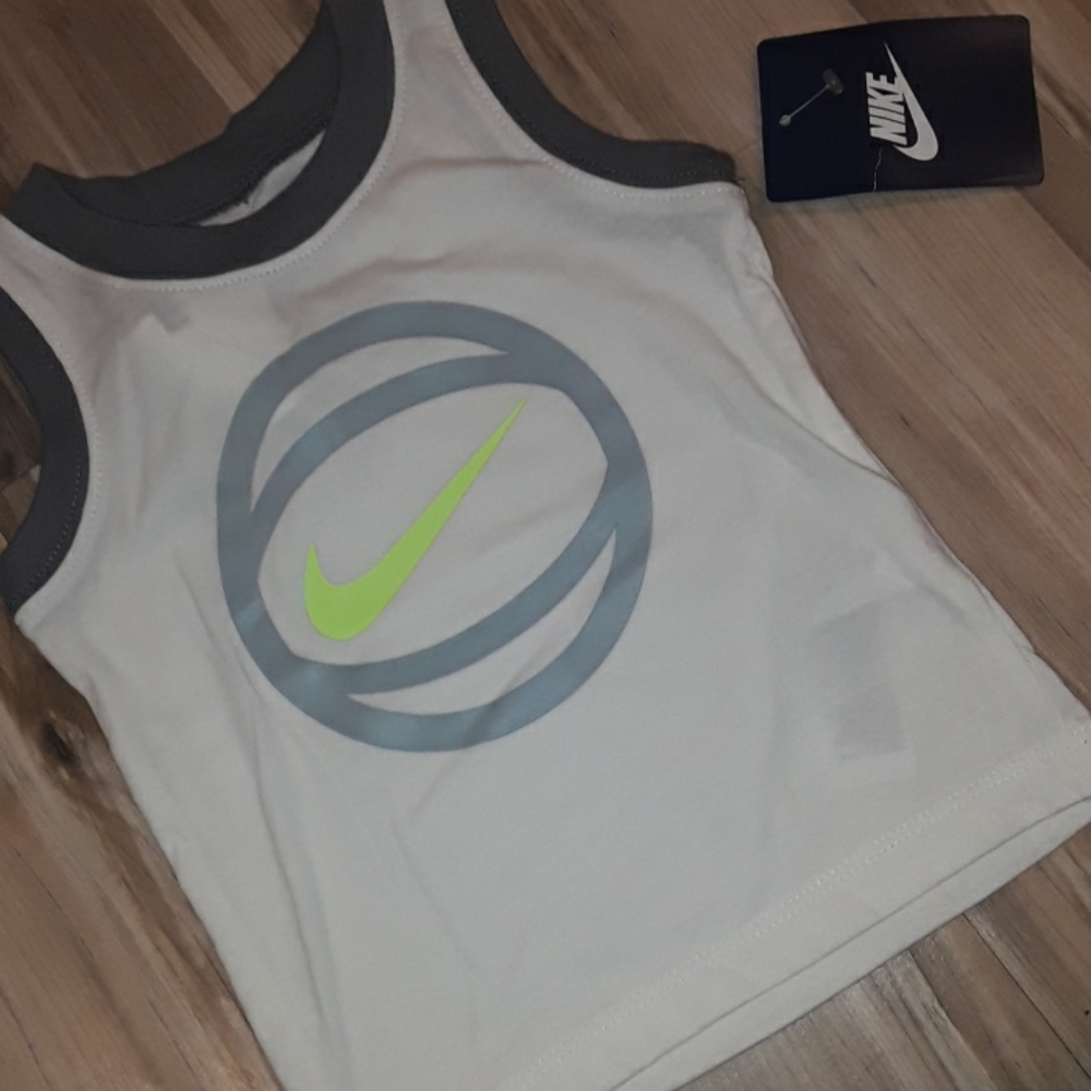 Boys tank
